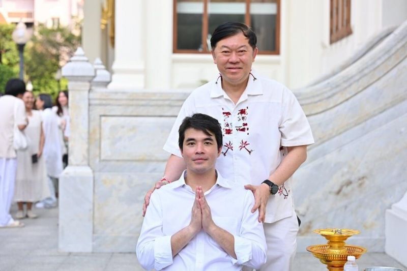 ว่าน ธนกฤต บวช ว่าน ธนกฤต บวช