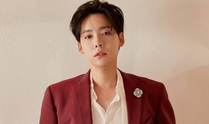 จินอู Winner ปลดประจำการ YG Entertainment