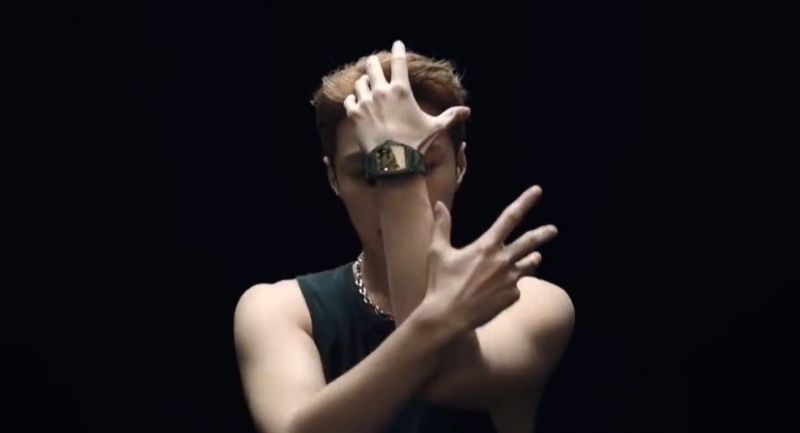 เลย์ EXO Weibo จางอี้ชิง K-POP Hublot