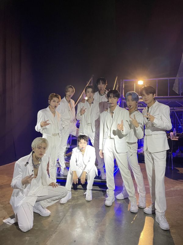 NCT127 คอนเสิร์ต SM True