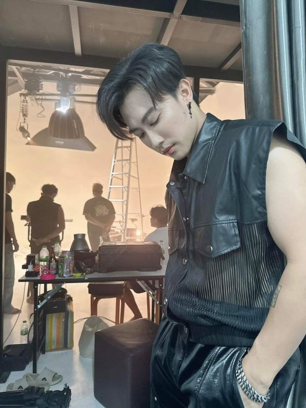 นุ๊ก ธนดล