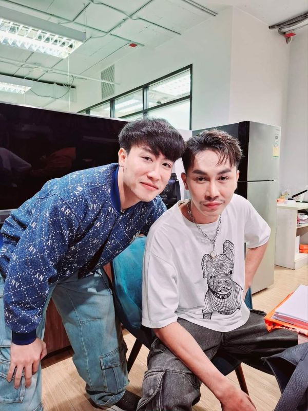 นุ๊ก ธนดล