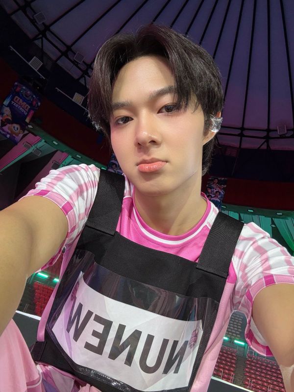นุนิว ชวรินทร์