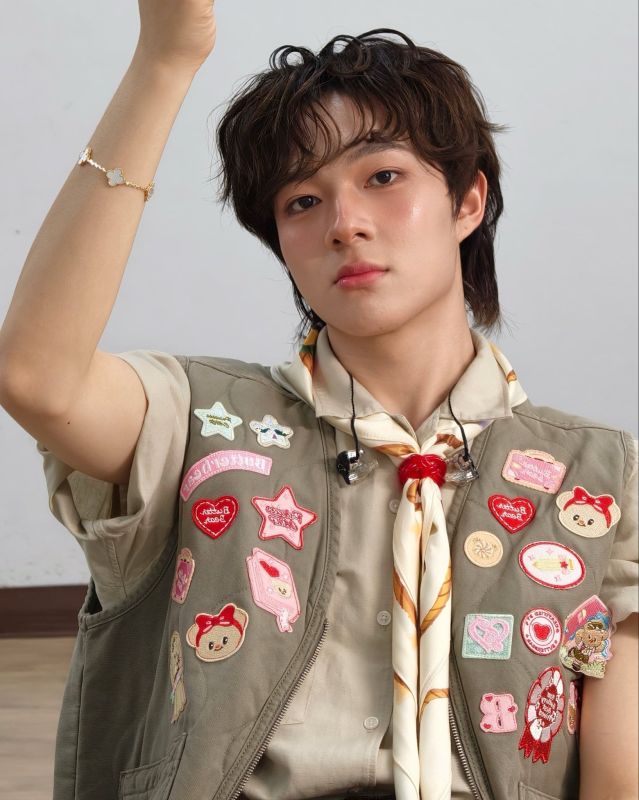 นุนิว ชวรินทร์