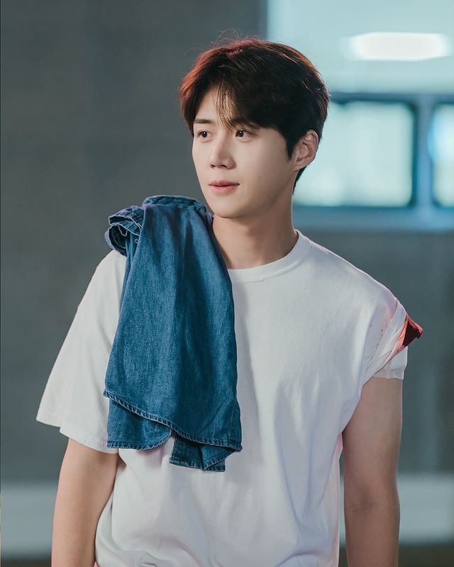 คิมซอนโฮ นักแสดงเกาหลี ซีรีส์เกาหลี Hometown Cha Cha Cha