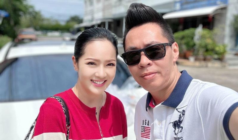 เมจิ คัคกิ่งรักส์