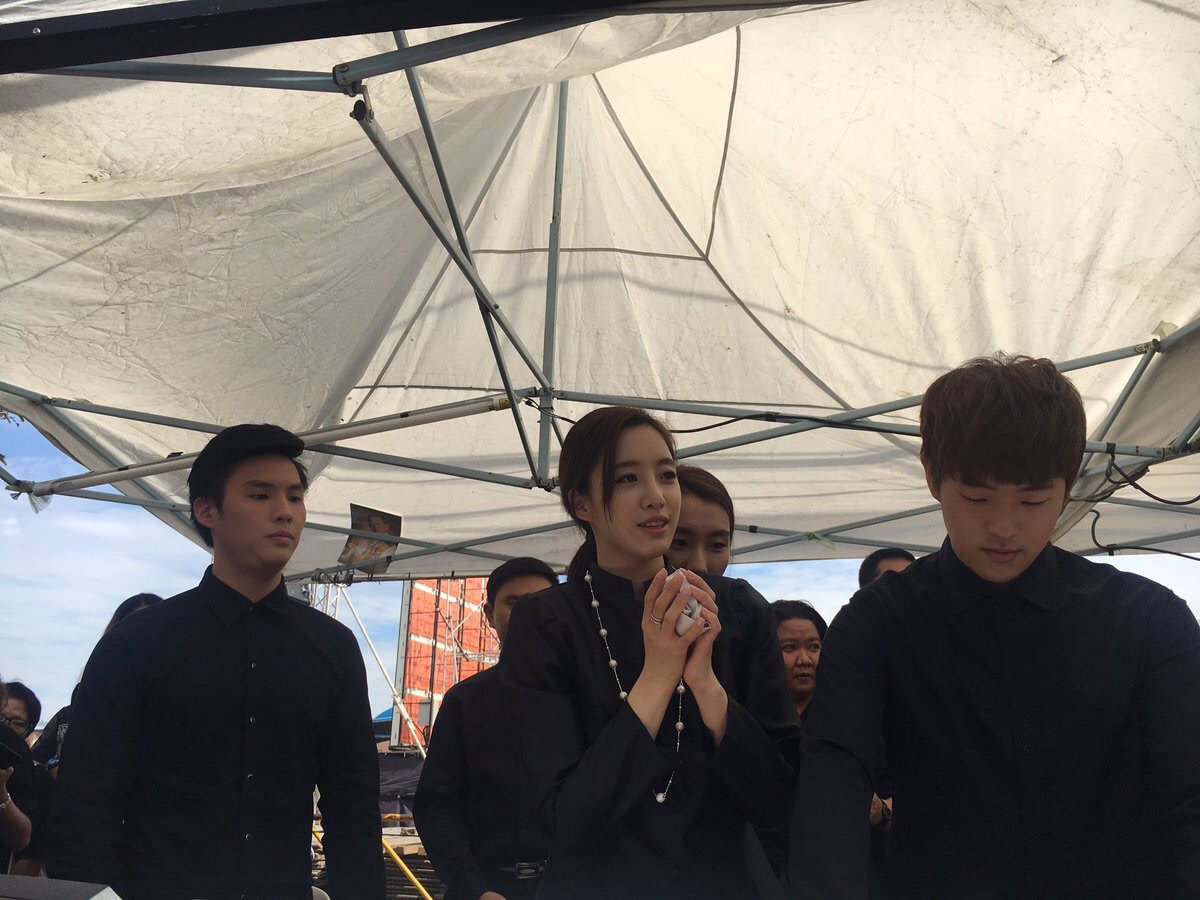 ไอดอลเกาหลี T-ARA ฮัมอึนจอง จิตอาสา แจกอาหาร สนามหลวง สาวสวยขวัญใจ