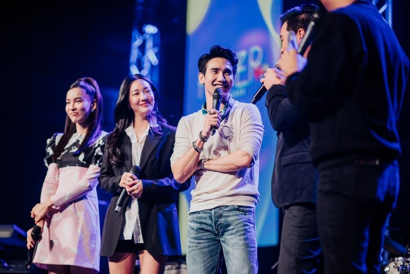 ปีเตอร์ คอร์ป SHOWCASE