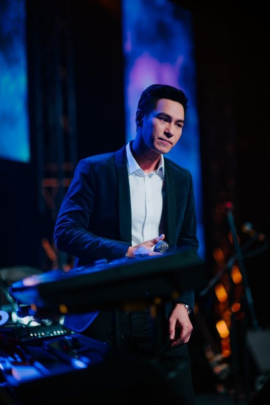 ปีเตอร์ คอร์ป SHOWCASE