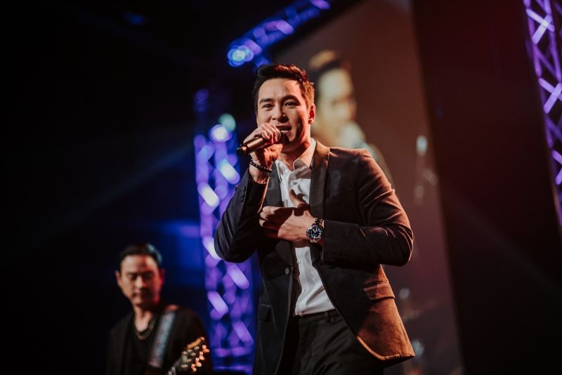 ปีเตอร์ คอร์ป SHOWCASE
