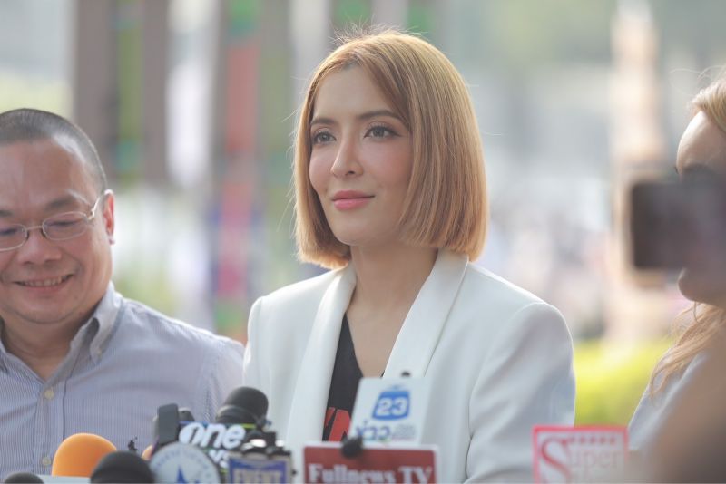 พิ้งค์กี้ สาวิกา