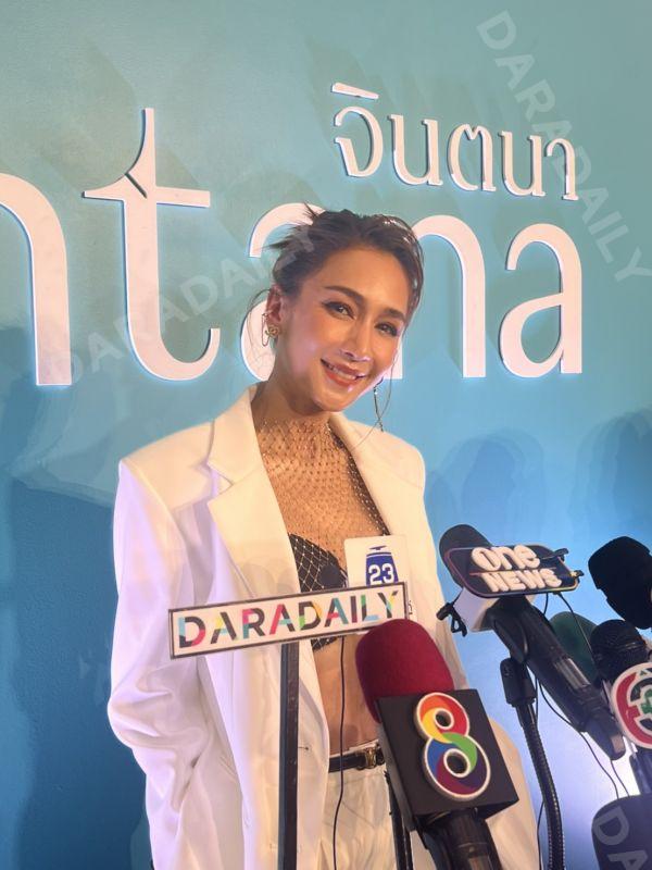 เนย โชติกา