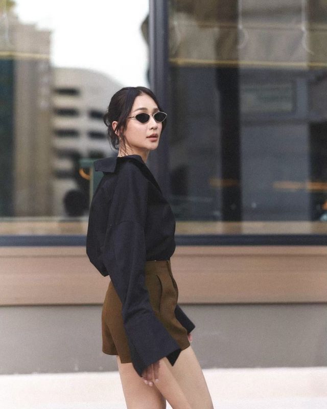 เนย โชติกา เนย โชติกา