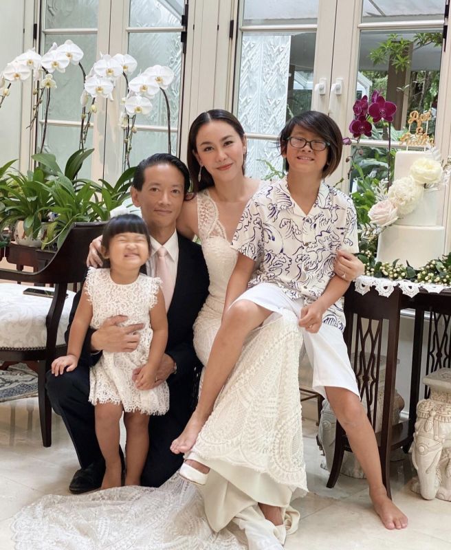 นาเดีย โสณกุล ครบรอบ แต่งงาน นาเดีย โสณกุล ครบรอบ แต่งงาน