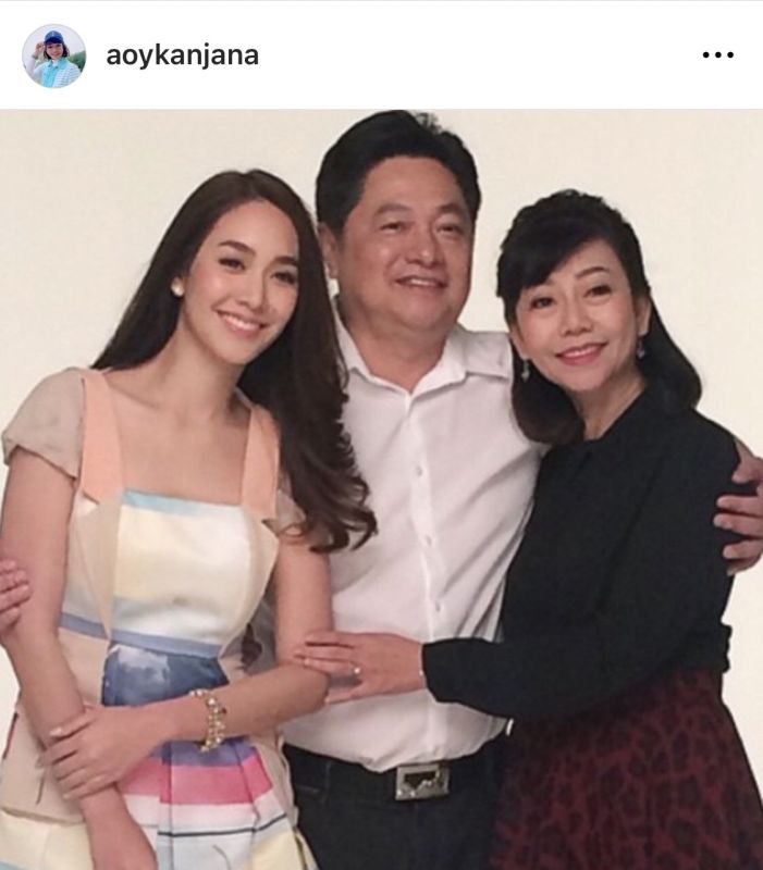 มิน พีชญา