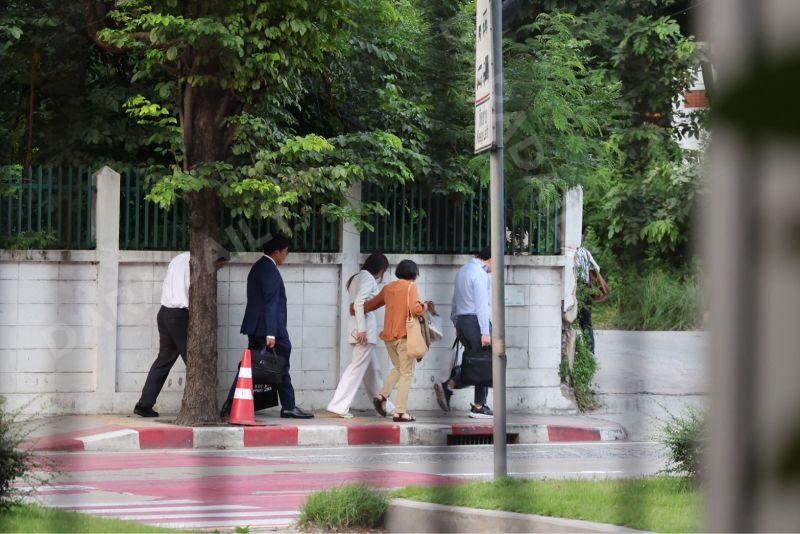 ออม สุชาร์