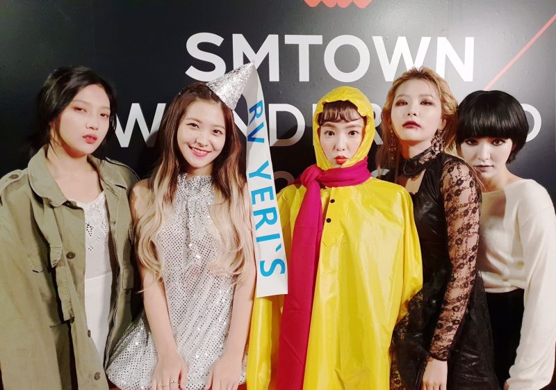 แฟนตาซี วันฮาโลวีน halloween SMTown
