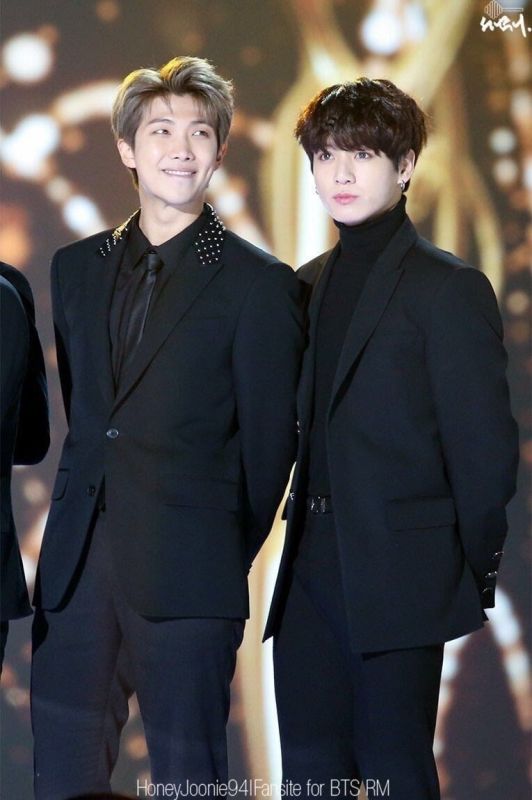 แฟชั่น เสื้อสูท ไอดอล kpop ปัง