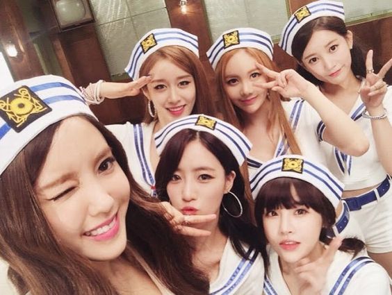 เกิร์ลกรุ๊ป ตัวท็อป วงการ K-Pop ขายดี เพลง อัลบั้ม ยอดขาย TARA Girls Generation 2NE1 ไอดอล เกาหลี ข่าว ดารา วันนี้