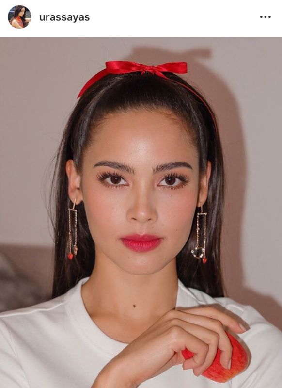 ผู้ใหญ่ลีกับนางมา  ญาญ่า พี่หน่อง