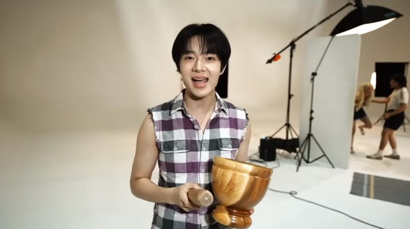 มนต์รักฮักอีหลี