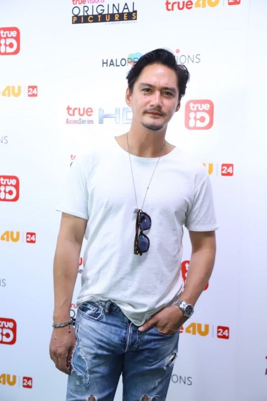 อนันดา เอเวอริงแฮม งานแสดง เบื้องหลัง