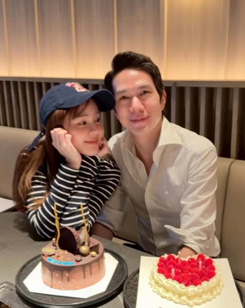 ออม สุชาร์
