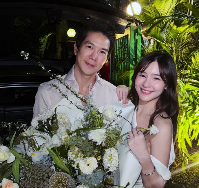 ออม สุชาร์