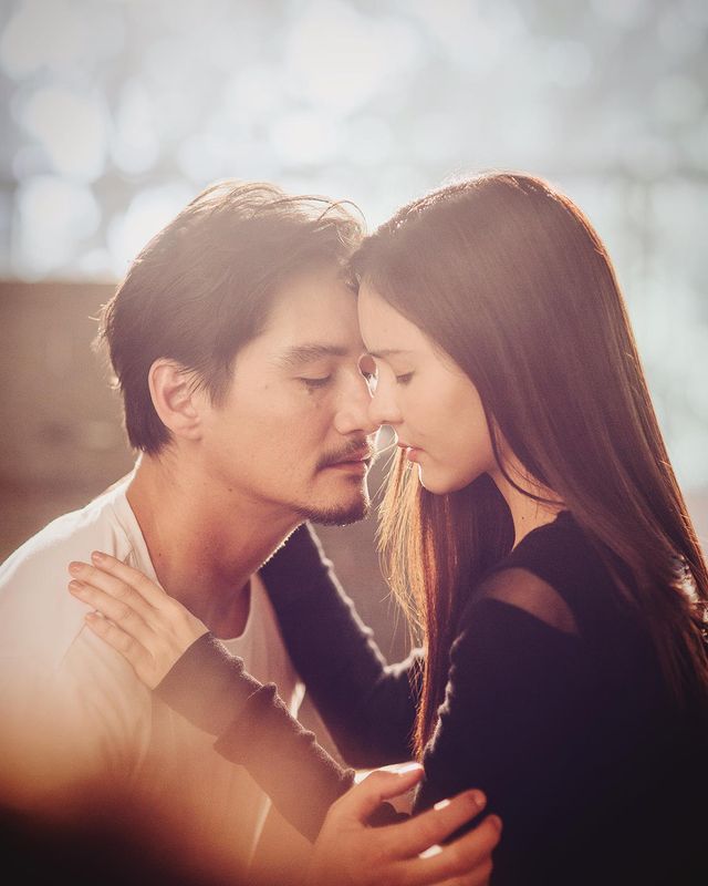 ออม สุชาร์ อนันดา เอเวอริงแฮม ซีรีส์ นักแสดง 