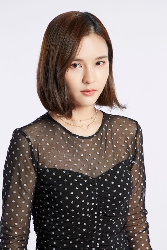 ออม สุชาร์ นางเอก นักแสดง ดราม่า ละคร ซีรีส์ 