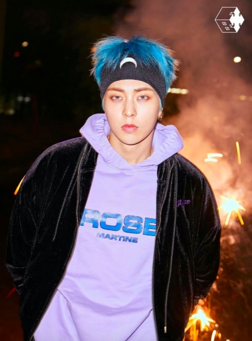 ไอดอล เกาหลี K-pop สีผม สีน้ำเงิน