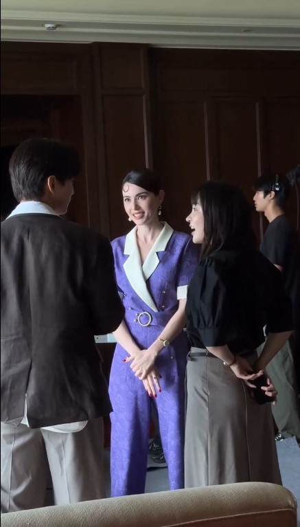 ใหม่ ดาวิกา