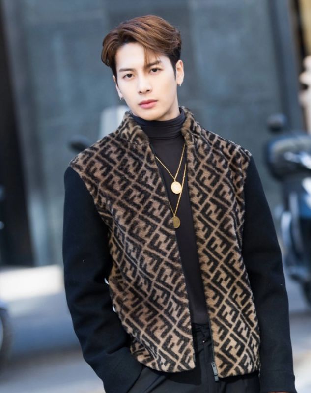 fashionweek เดินแบบ ไอดอล kpop