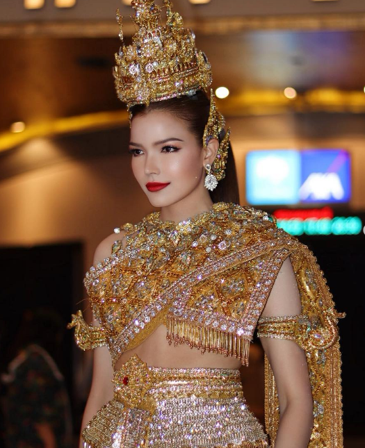 ฟ้าใส ปวีณสุดา ฟ้าใส ปวีณสุดา