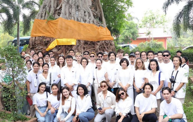 วันก่อนเพิ่งจัดแถลงข่าวเปิดตัวสร้างความฮือฮาอย่างยิ่งใหญ่ไปแล้ว สำหรับละครเวทีฟอร์มยักษ์เรื่องยิ่งใหญ่ “พิษสวาท เดอะมิวสิคัล” วันก่อนเพิ่งจัดแถลงข่าวเปิดตัวสร้างความฮือฮาอย่างยิ่งใหญ่ไปแล้ว สำหรับละครเวทีฟอร์มยักษ์เรื่องยิ่งใหญ่ “พิษสวาท เดอะมิวสิคัล”