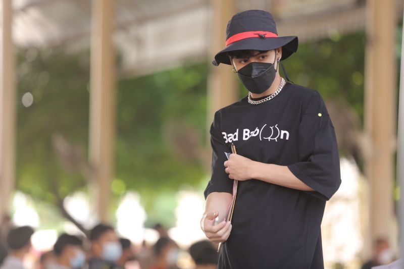 เก้า จิรายุ