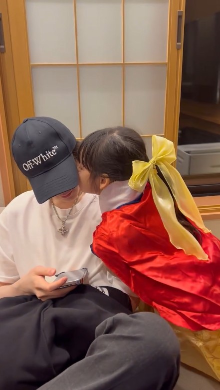 น้องนาตาชา  พี่อชิ