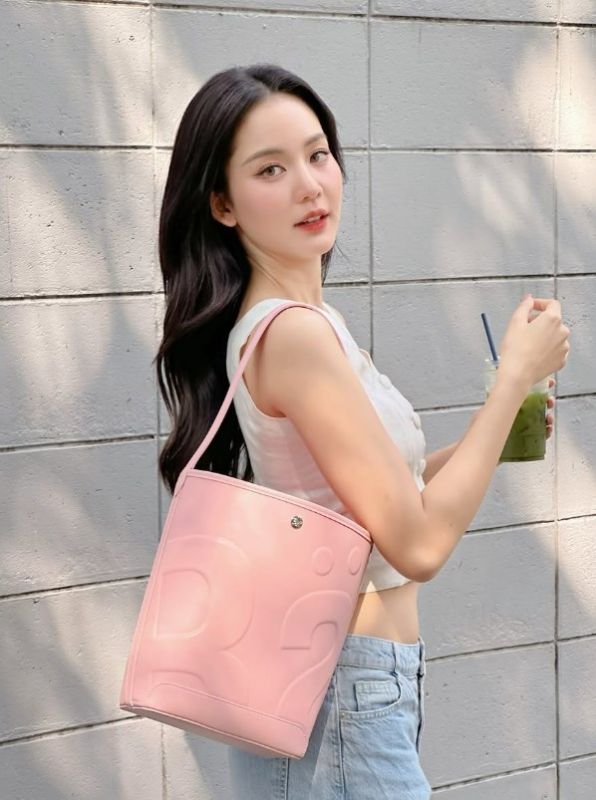 อุ้ม โบว์ ลีน่า หมิว น้ำตาล อุ้ม โบว์ ลีน่า หมิว น้ำตาล
