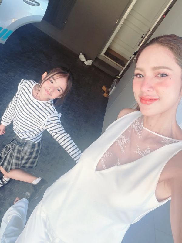 น้องดิสนีย์  อุ้ม ลักขณา