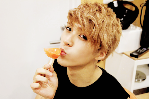 ไอดอลอายุน้อย น้องเล็ก ไอดอล ศิลปินเกาหลี แดนกิมจิ แฟนคลับ