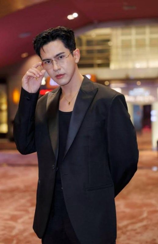 เต้ย พงศกร เต้ย พงศกร