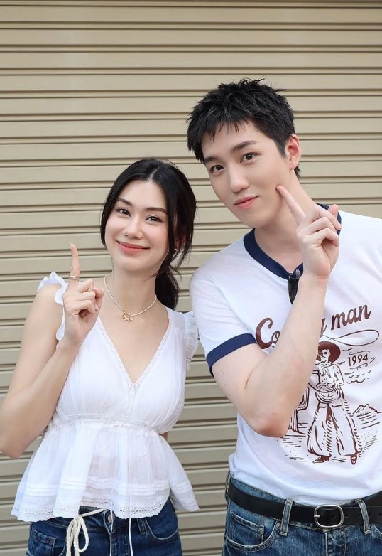 ต่อ ลีน่า