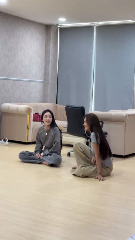 อุ้ม มีนา จินนี่ เอ็มม่า