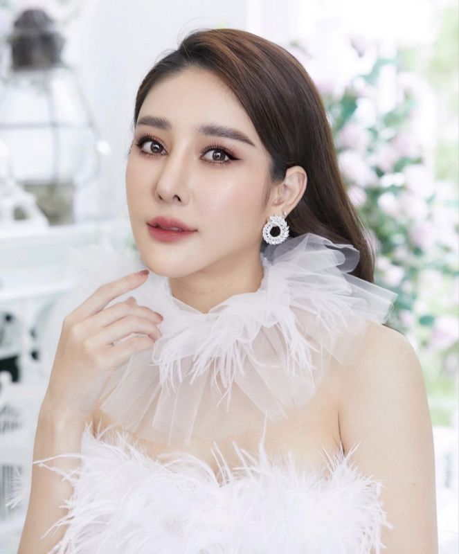 แตงโม นิดา