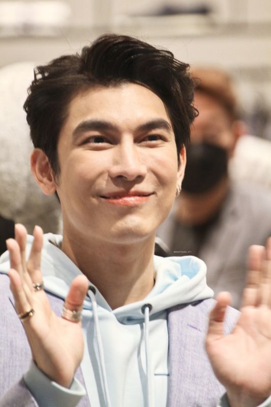 มิว ศุภศิษฏ์ 