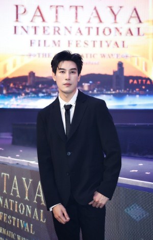 เคน พี่หน่อง