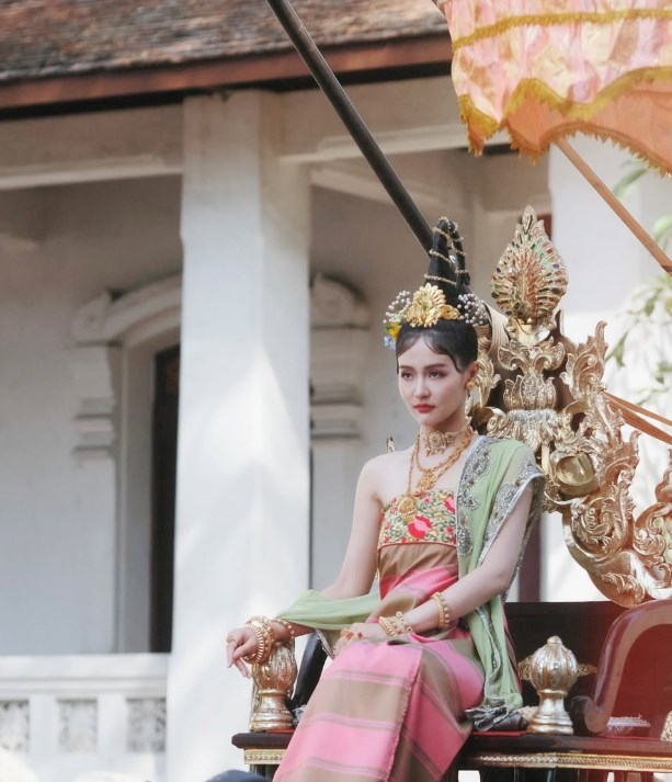 เอินเอิน มาเบล เพิรธ์ ผิงผิง ปาว เอินเอิน มาเบล เพิรธ์ ผิงผิง ปาว