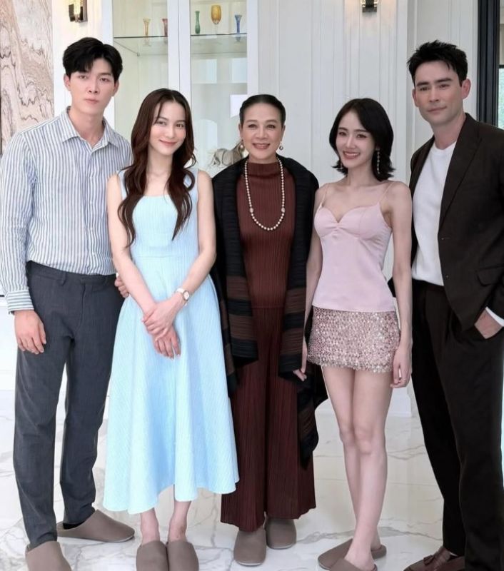 กรีน หลุยส์ เฮส ก็อต กรีน หลุยส์ เฮส ก็อต
