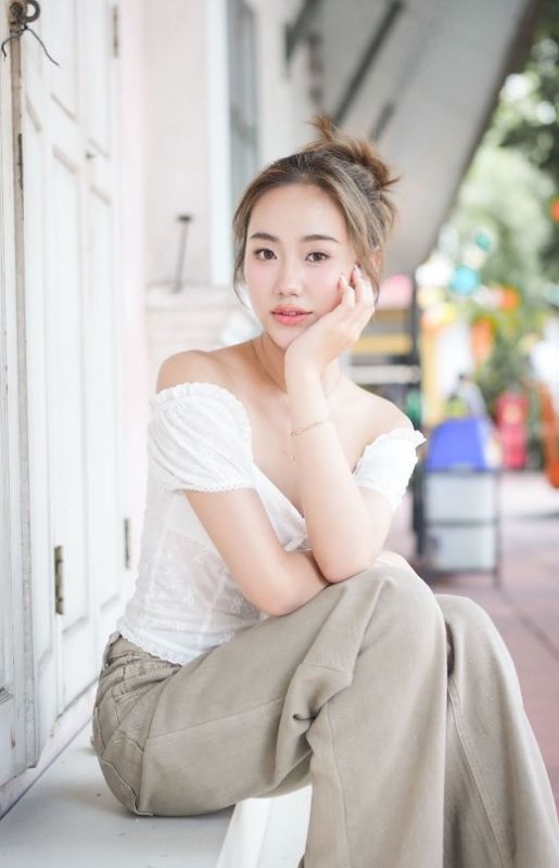 เอม เธียรวรินทร์