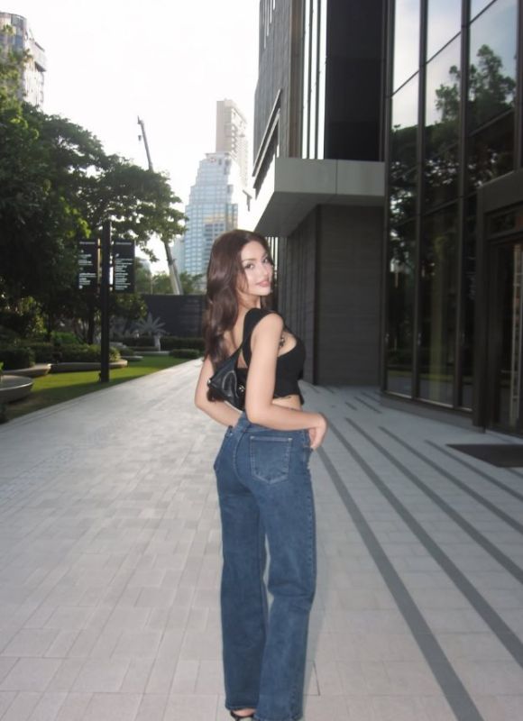วีนา ปวีนา